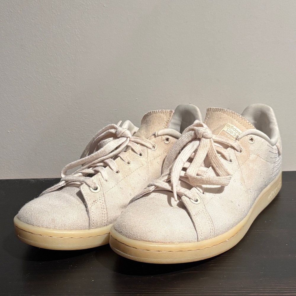 adidas Women's Beige Sneakers
